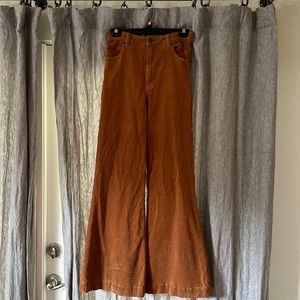 Rolla Free People flare bottom pants. Corduroy - light brown. Size 29.